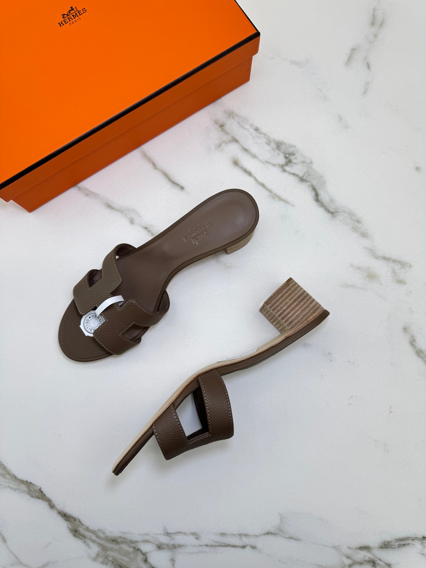 HERMES Oasis 大象灰 Etoupe