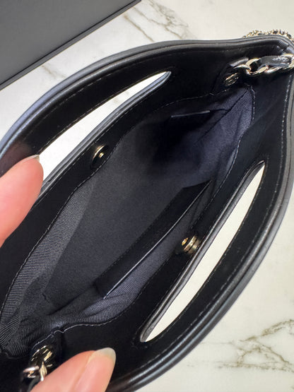 CHANEL 31Bag Nano 油臘牛皮