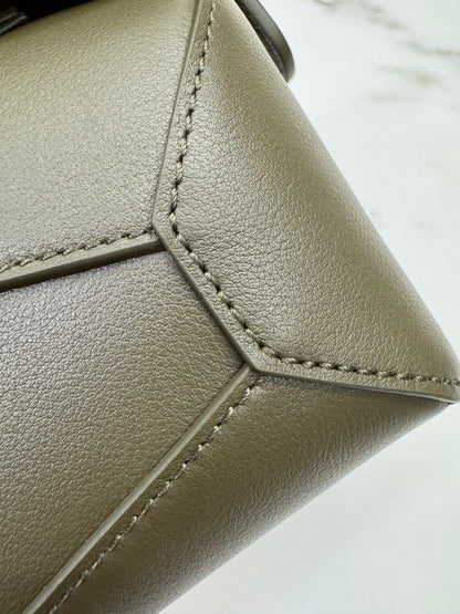 LOEWE Mini Puzzle 深卡其綠
