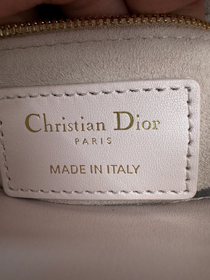 DIOR Mini Lady Dior 羊皮三格 淡粉色