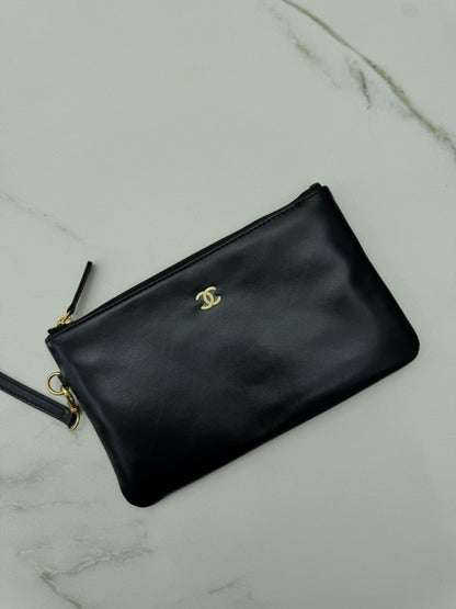 CHANEL 22Bag Medium 黑金