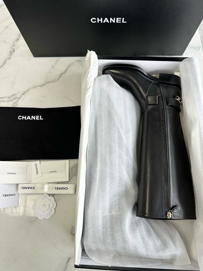 CHANEL 鏈條騎士長靴 23a