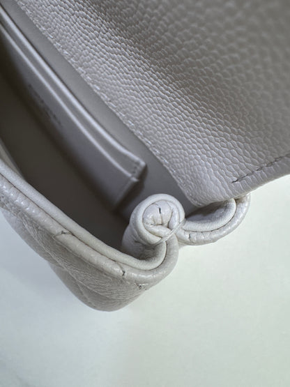 CHANEL Coco Handle Nano 白色