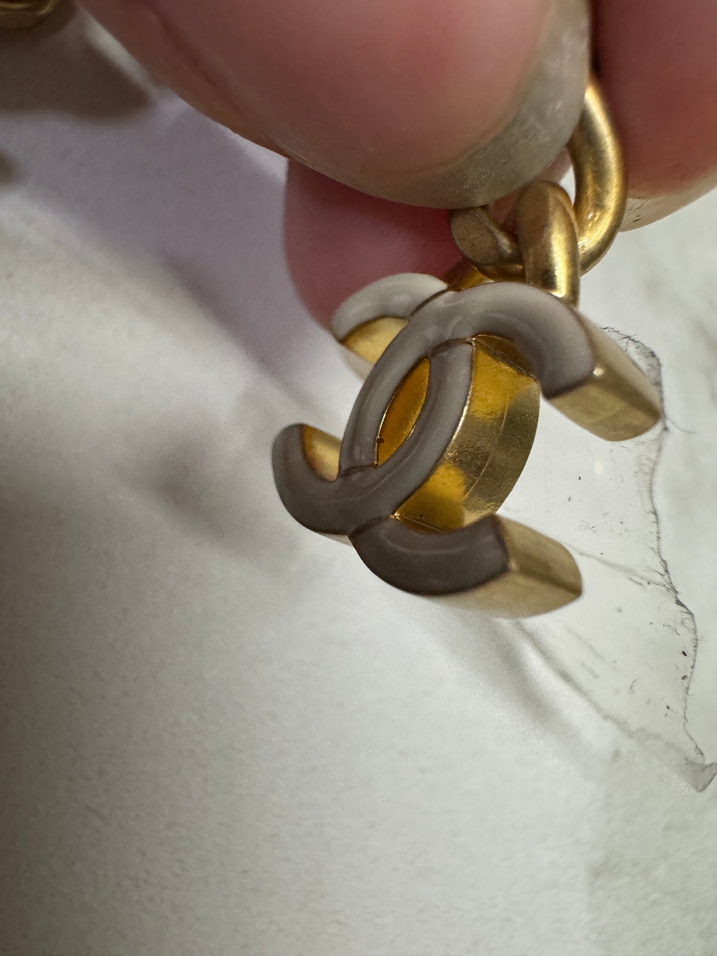 CHANEL woc 24A 琺瑯調節扣 羊皮 黑