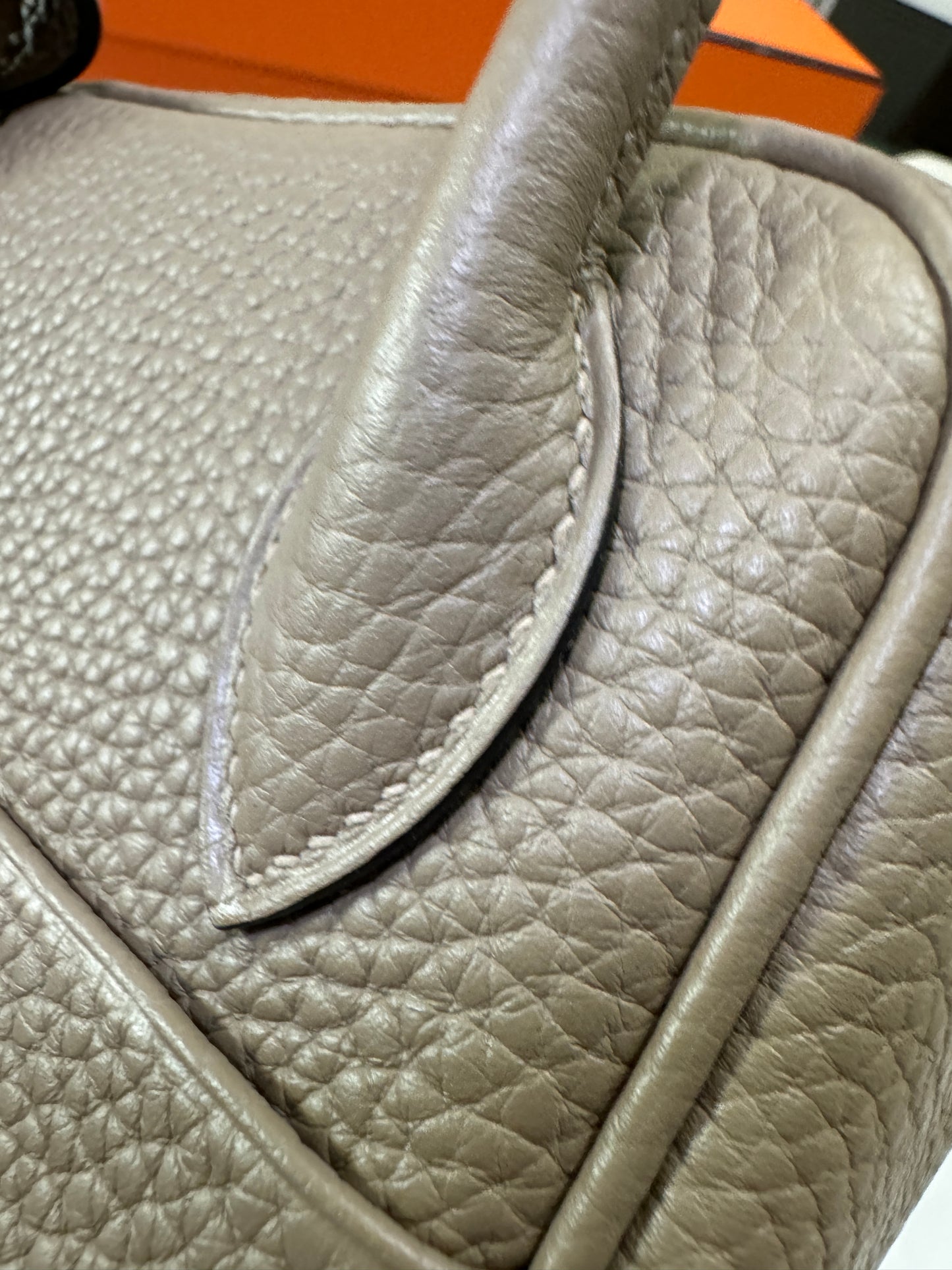 HERMES Lindy26 馬爾法米 銀扣 TC