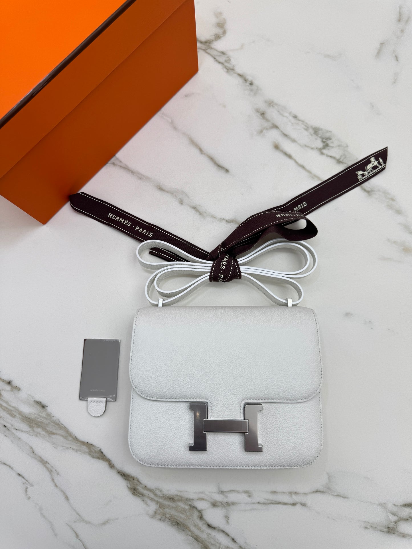 HERMES Mini Constance 新白色 銀扣 Evercolor 0U New White PHW