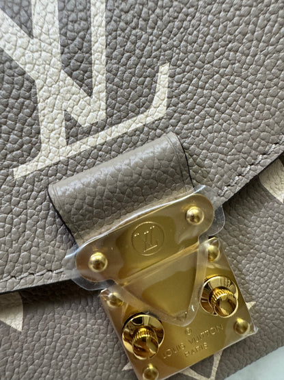 LV Pochette Metis 大象灰