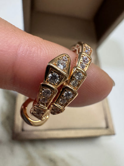 BVLGARI Serpenti 玫瑰金色滿鑽耳環