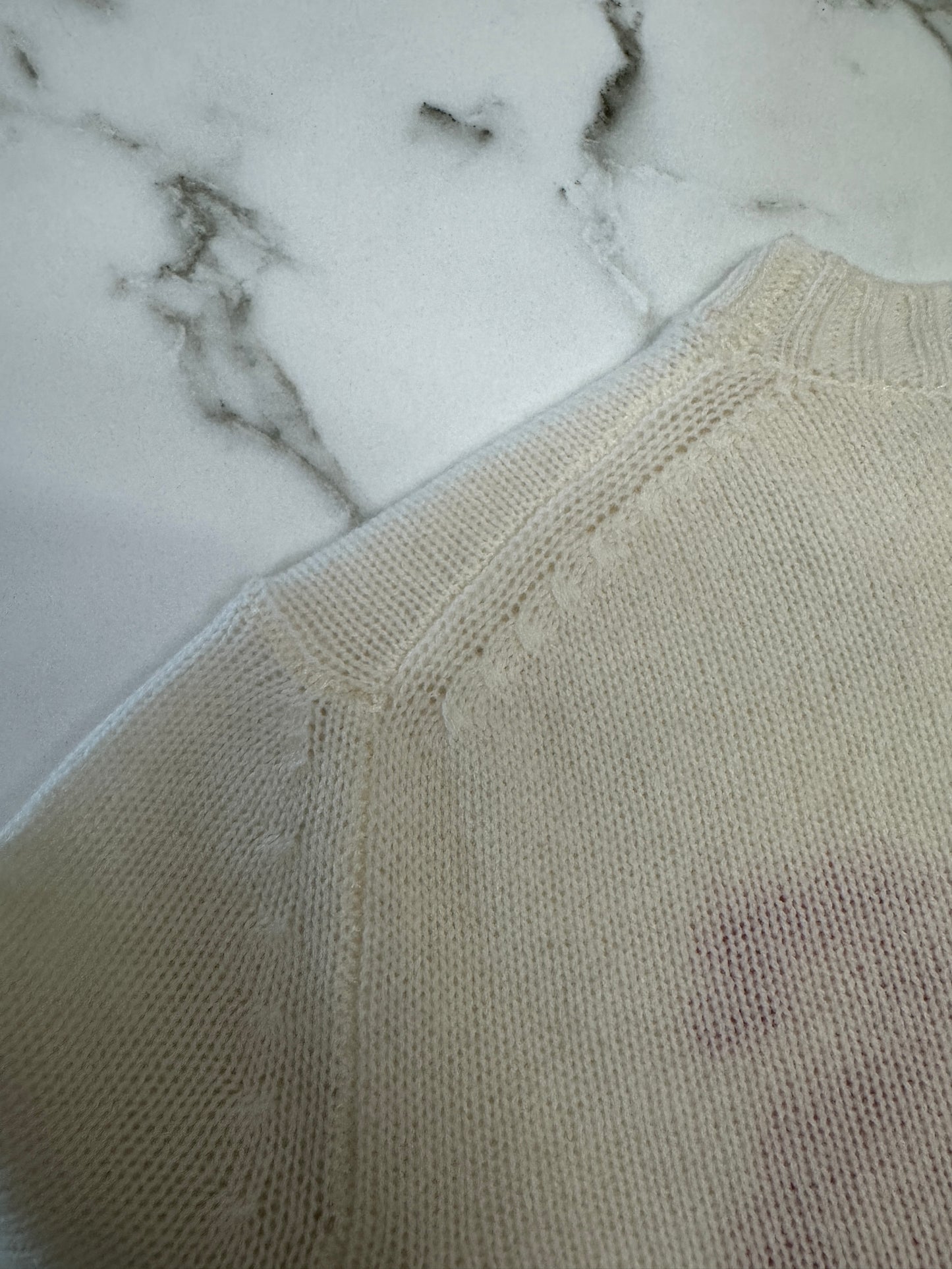 DIOR Miss Dior 紅字薄毛衣