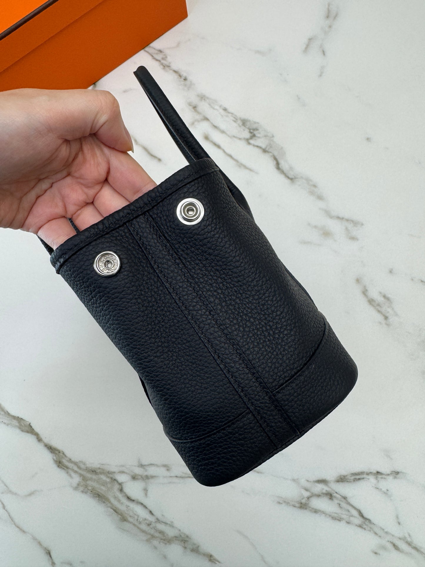 HERMES Neo Garden 23 黑色全皮 Negonda
