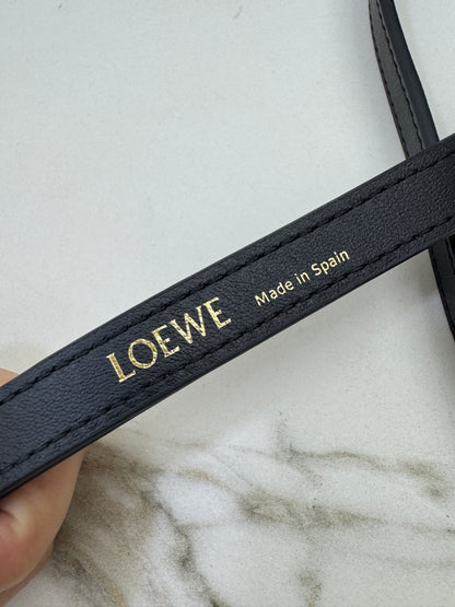 LOEWE Amazona 28 黑色