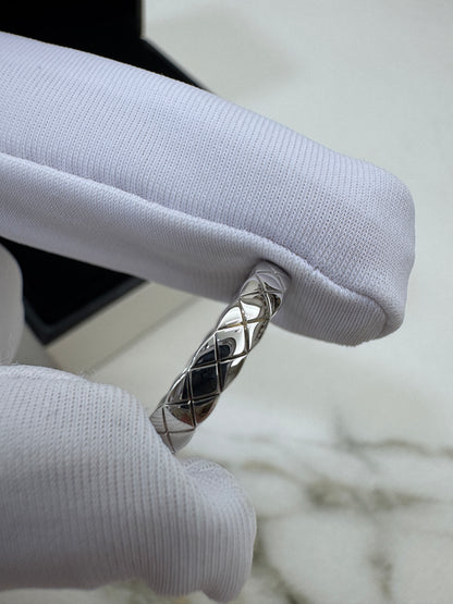 CHANEL Coco Crush Mini戒指 白金色