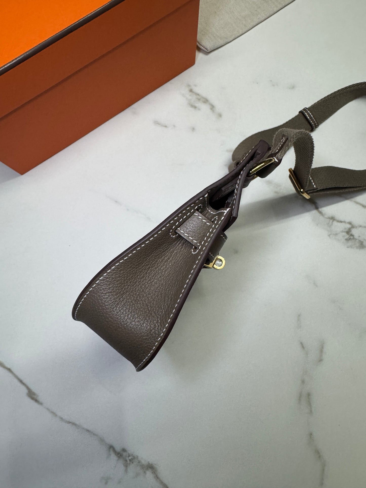HERMES Jypsiere Mini 大象灰 金扣 evercolor 18 etoupe GHW