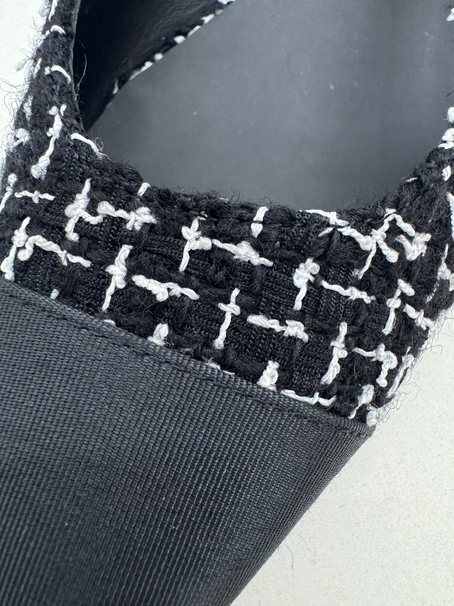 CHANEL Slingback Tweed 黑白粗花呢