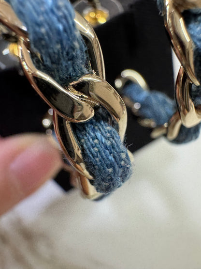 CHANEL 25P 牛仔圈型耳環