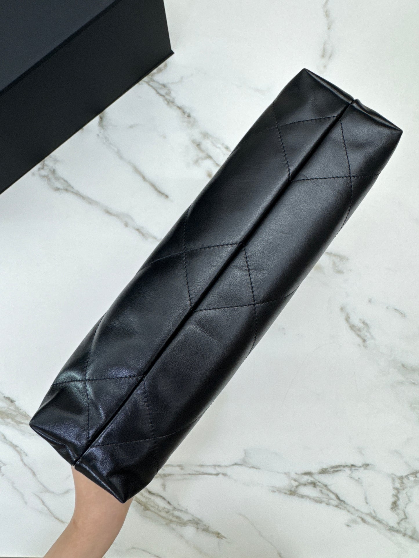 CHANEL 22Bag 黑銀 Small