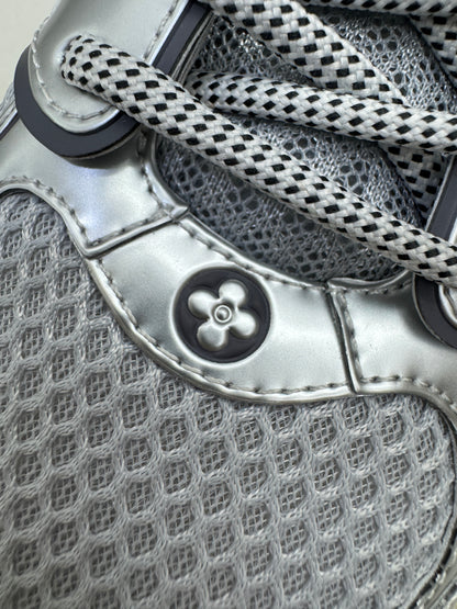 LV Olympia Sneaker 銀色運動鞋