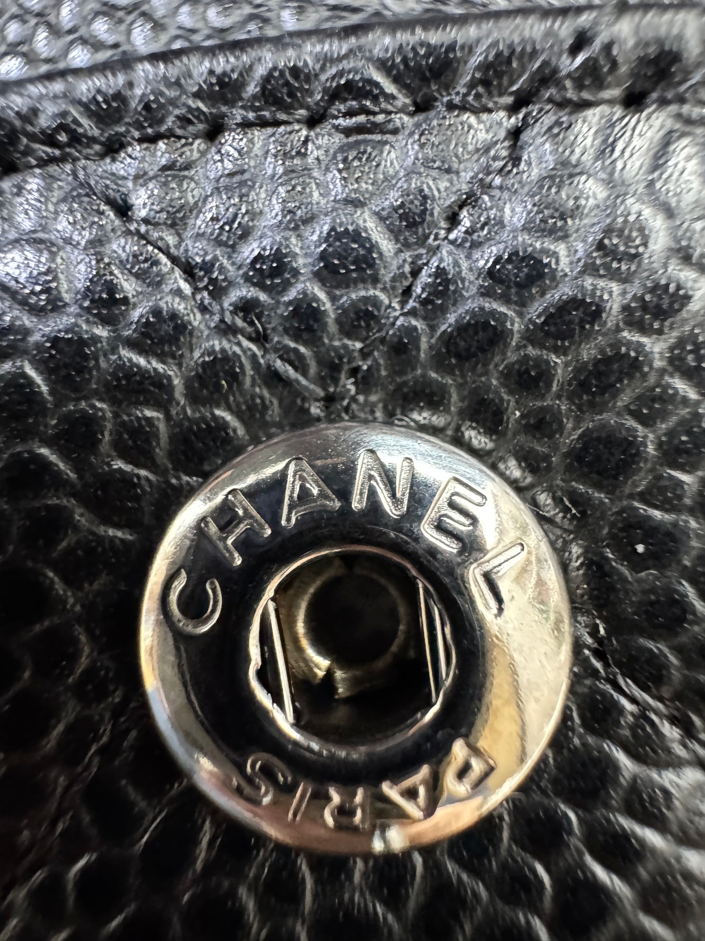 CHANEL CF25 Medium 黑銀牛