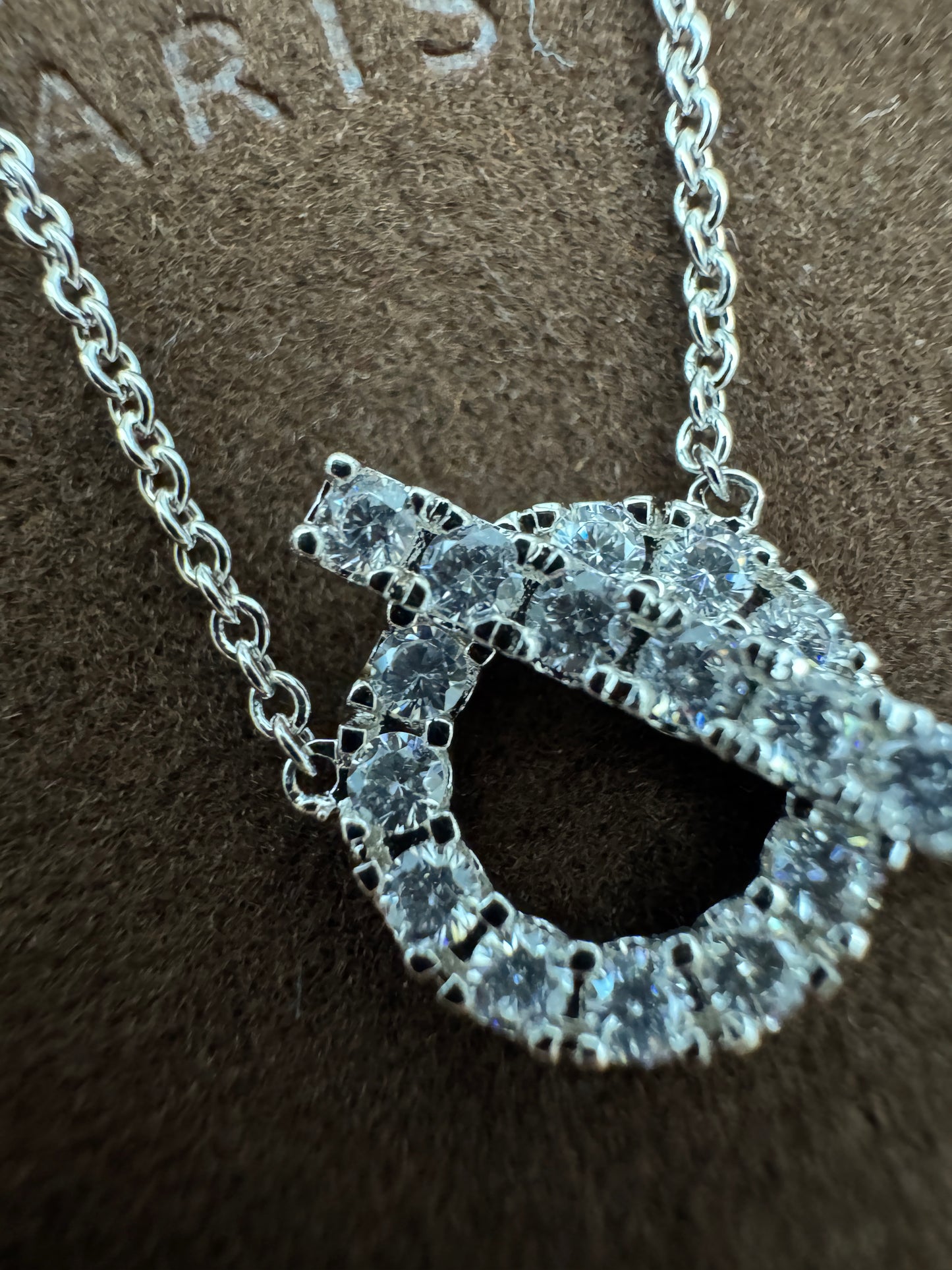 HERMES Finesse Pendant