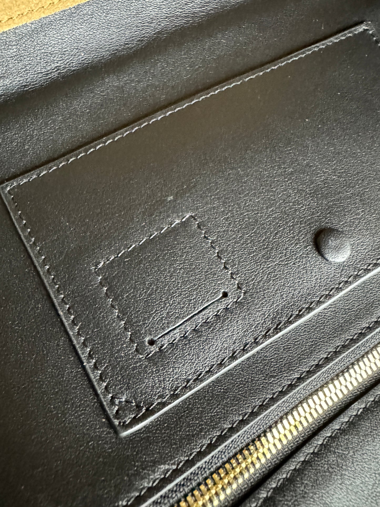 LOEWE Amazona 28 黑色