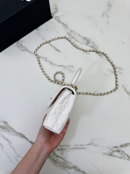 CHANEL Coco Handle Nano 白色