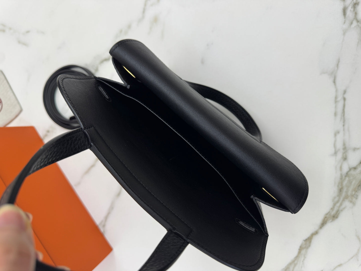 HERMES Halzan 25 黑金 Noir TC GHW