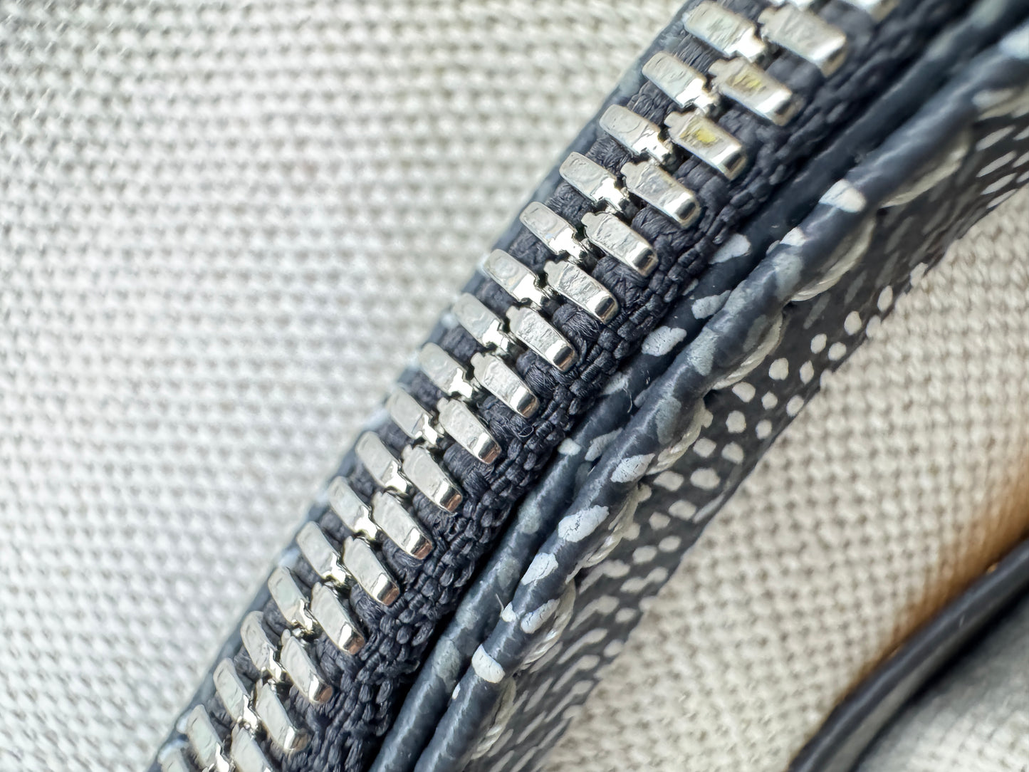 GOYARD Plumet 灰色