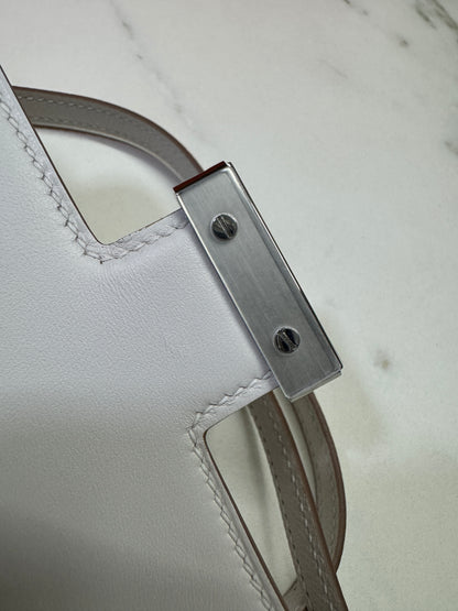 HERMES Mini Constance 奶灰色銀扣 Epsom M4 Gris Pale PHW