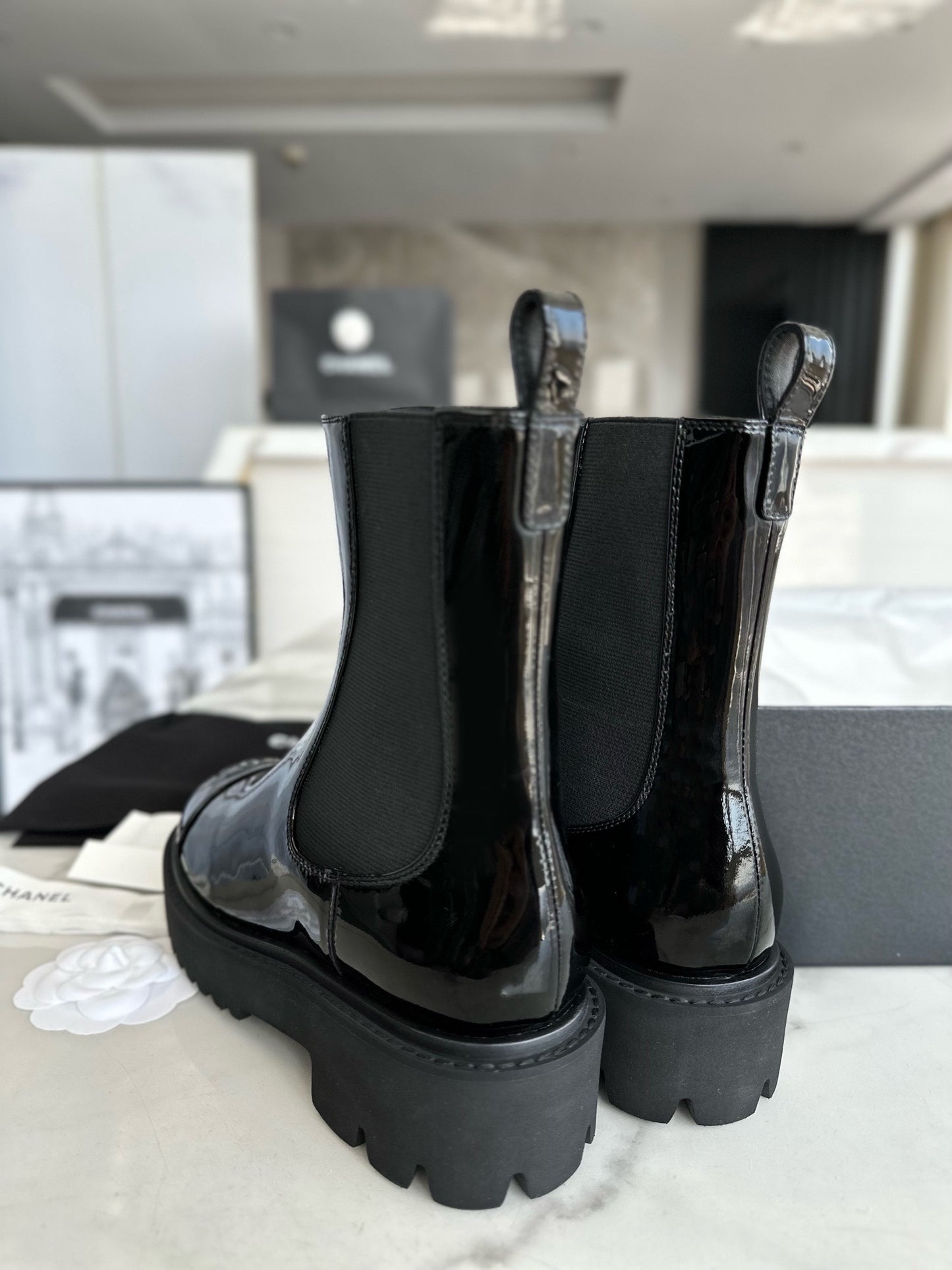 CHANEL 漆皮 厚底切爾西靴 Chelsea Boots 22C