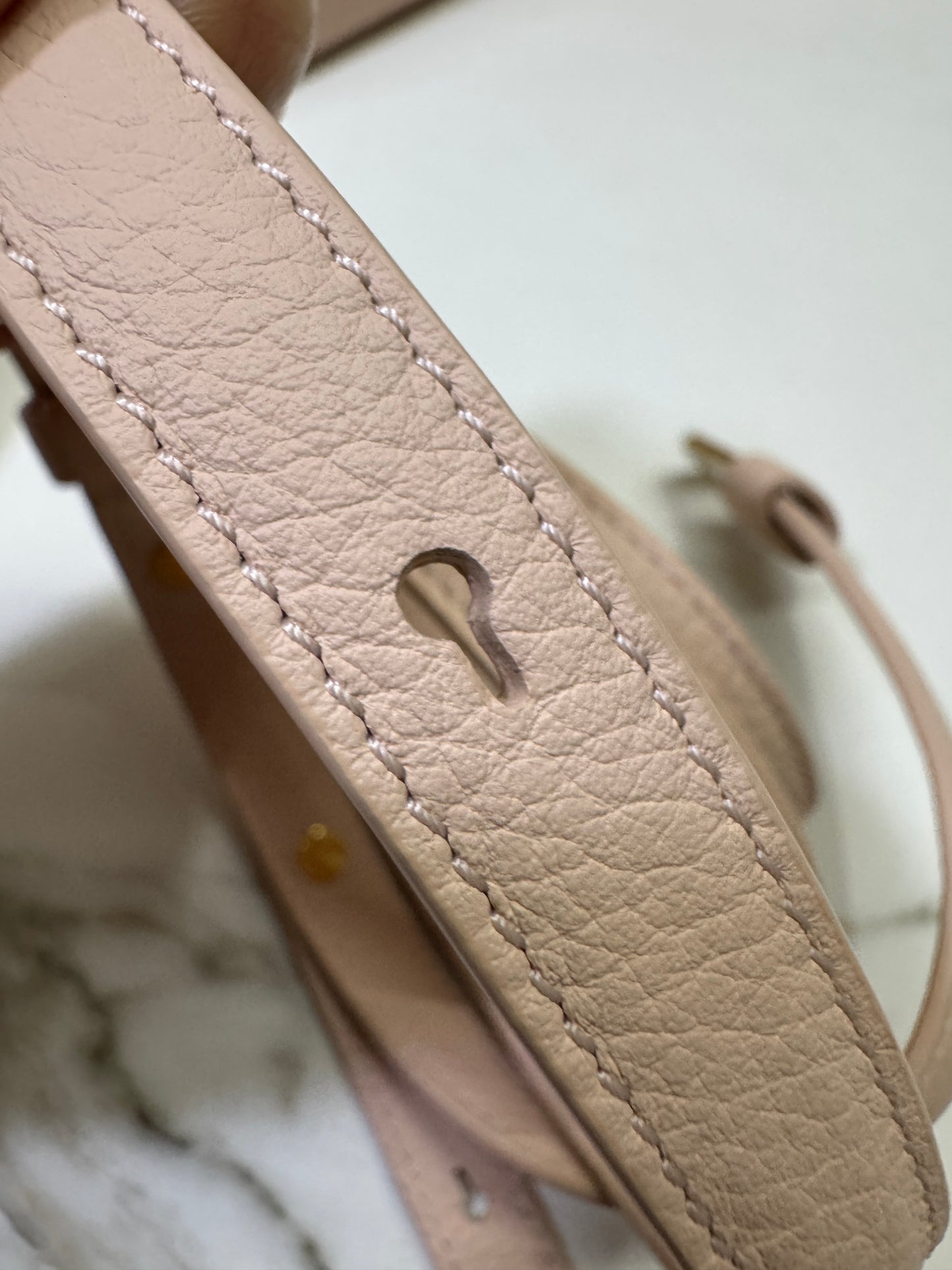 LORO PIANA Extra Pocket 19 奶油蜂蜜色 Creamed Honey