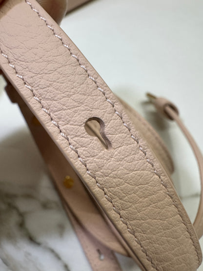 LORO PIANA Extra Pocket 19 奶油蜂蜜色 Creamed Honey