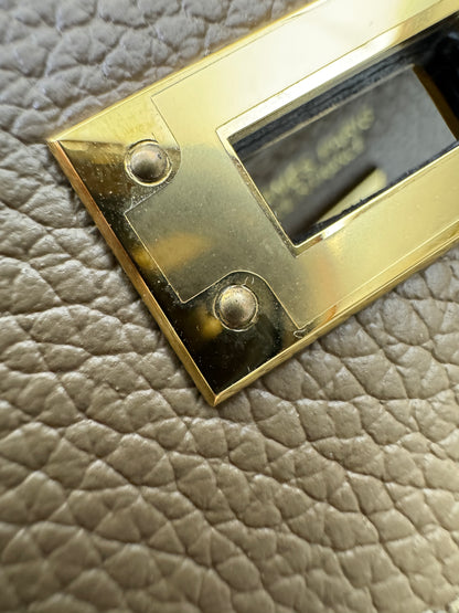 HERMES Kelly Danse 馬爾法米金扣 Evercolor 8Q GHW