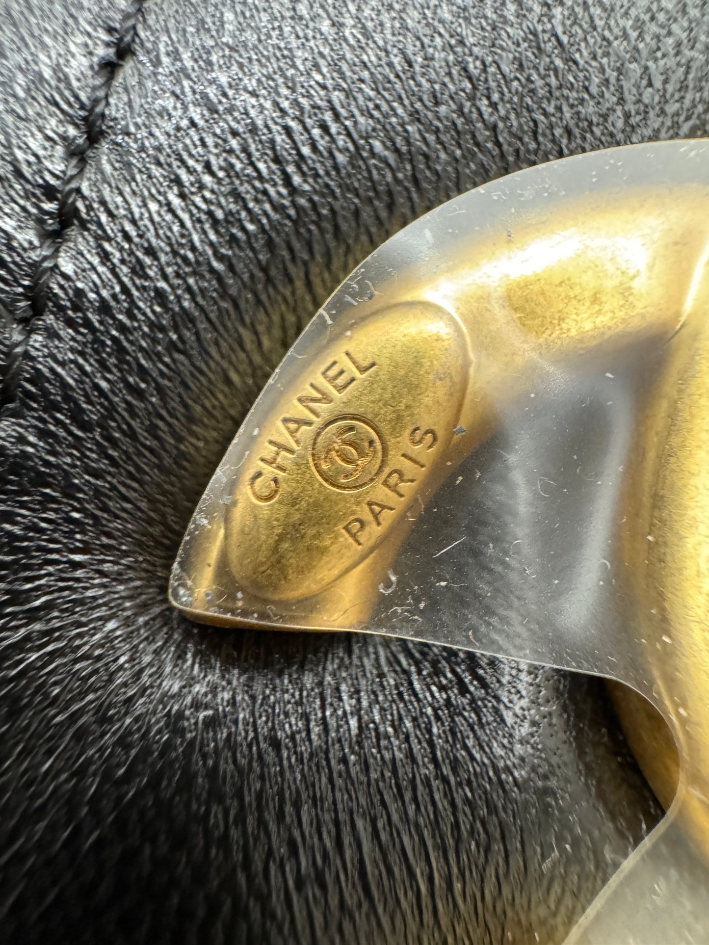 CHANEL 25K 蝴蝶包 綿羊皮 Medium