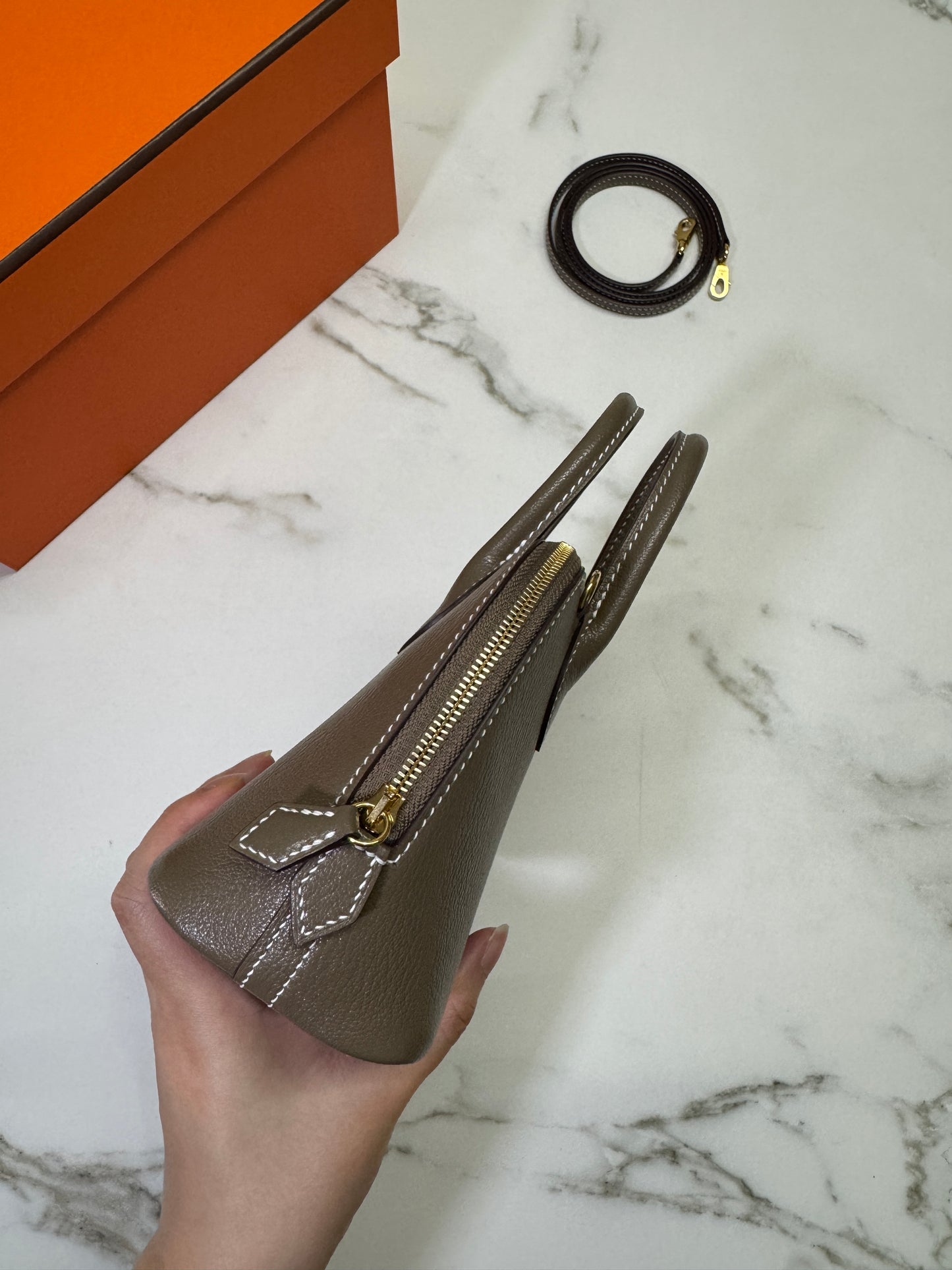 HERMES Mini Bolide 大象灰山羊皮 金扣