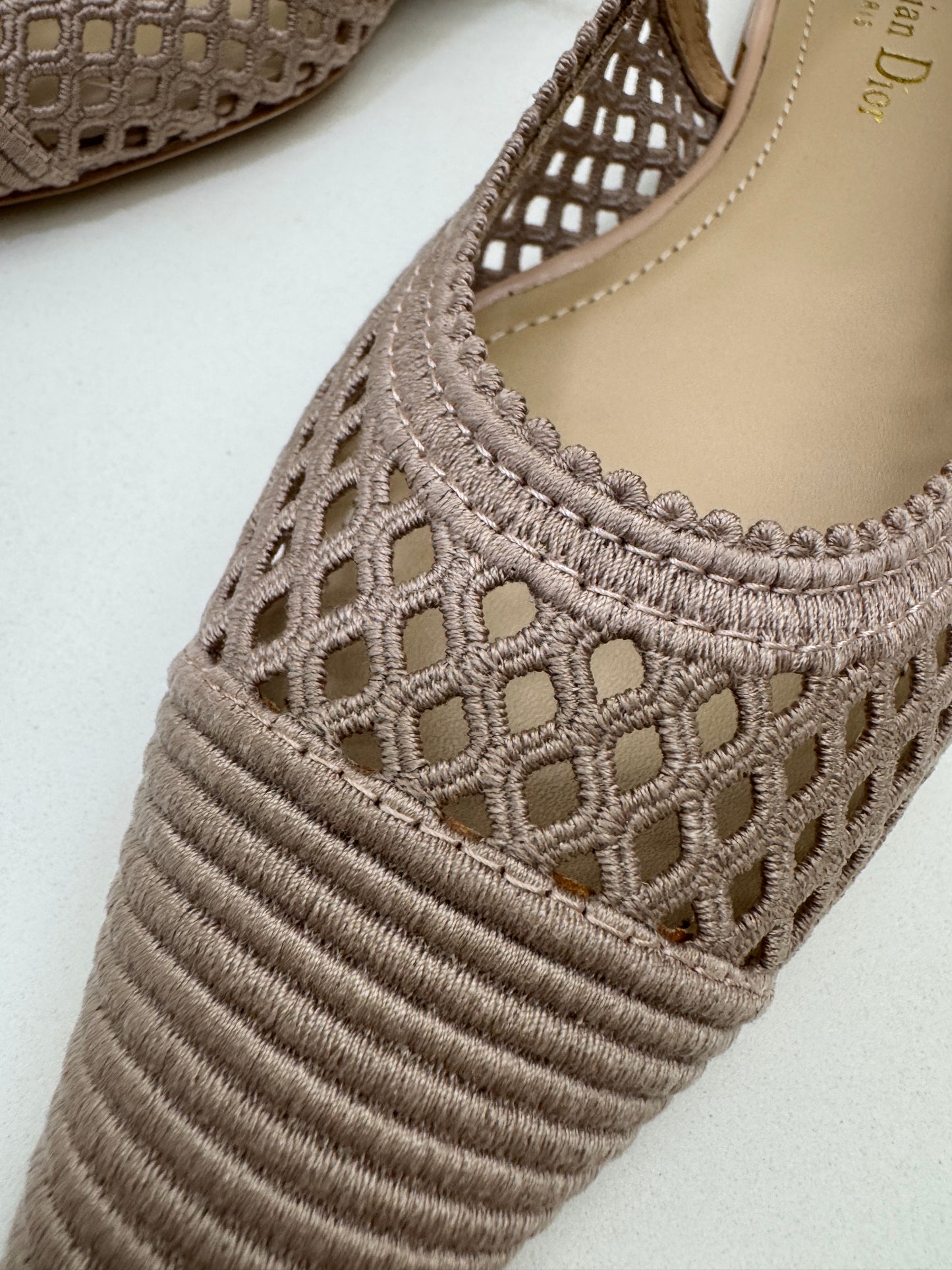 DIOR J’adior Slingback 裸粉鏤空