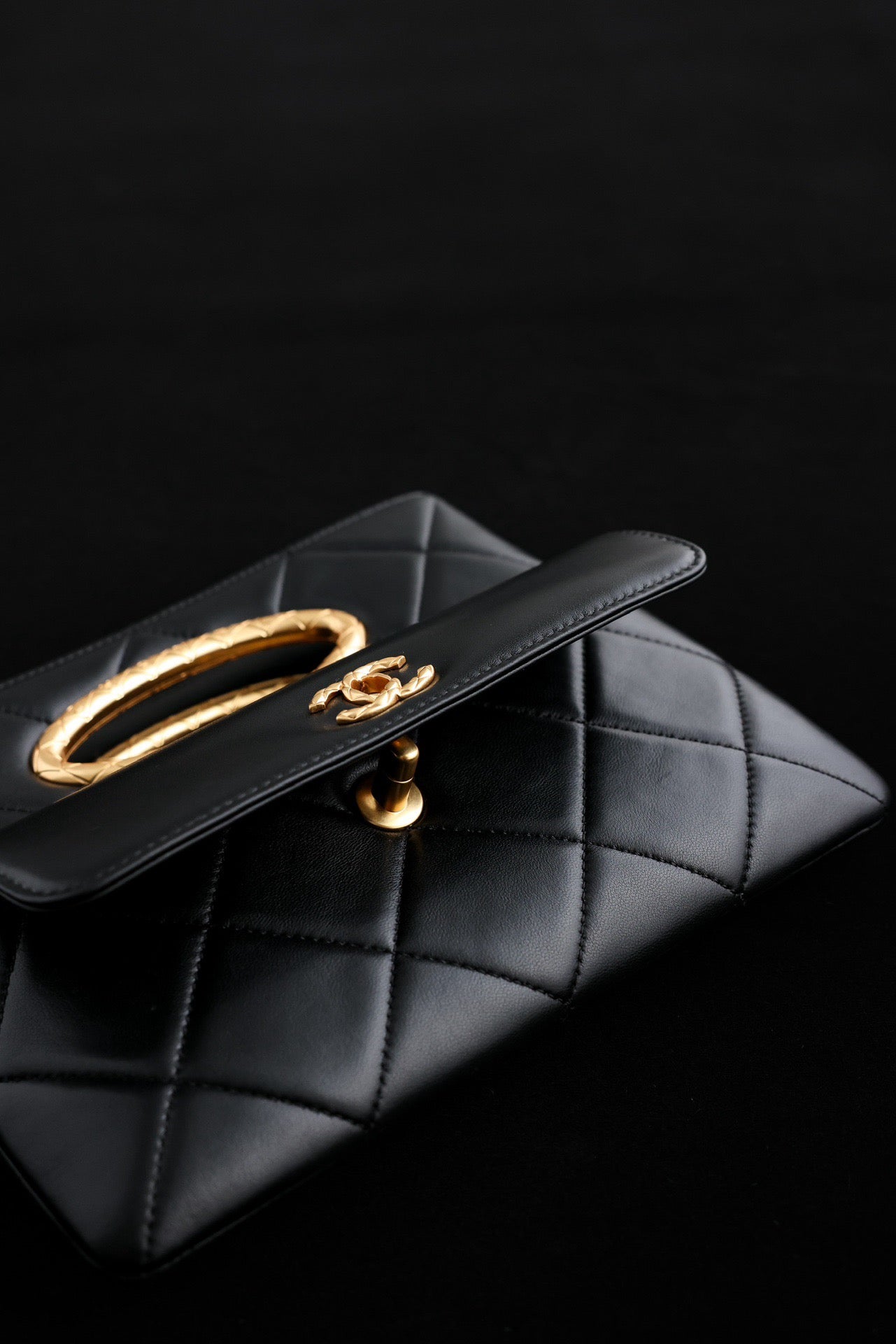 CHANEL 24B晚宴包 Clutch