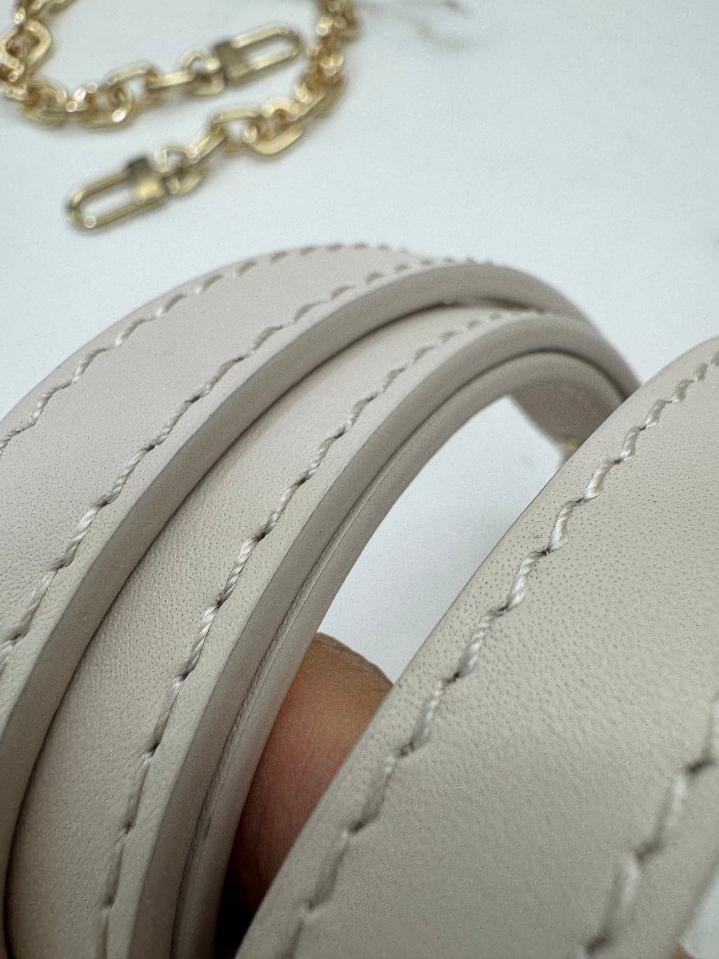 LV Pochette Metis East-West 漸變紫