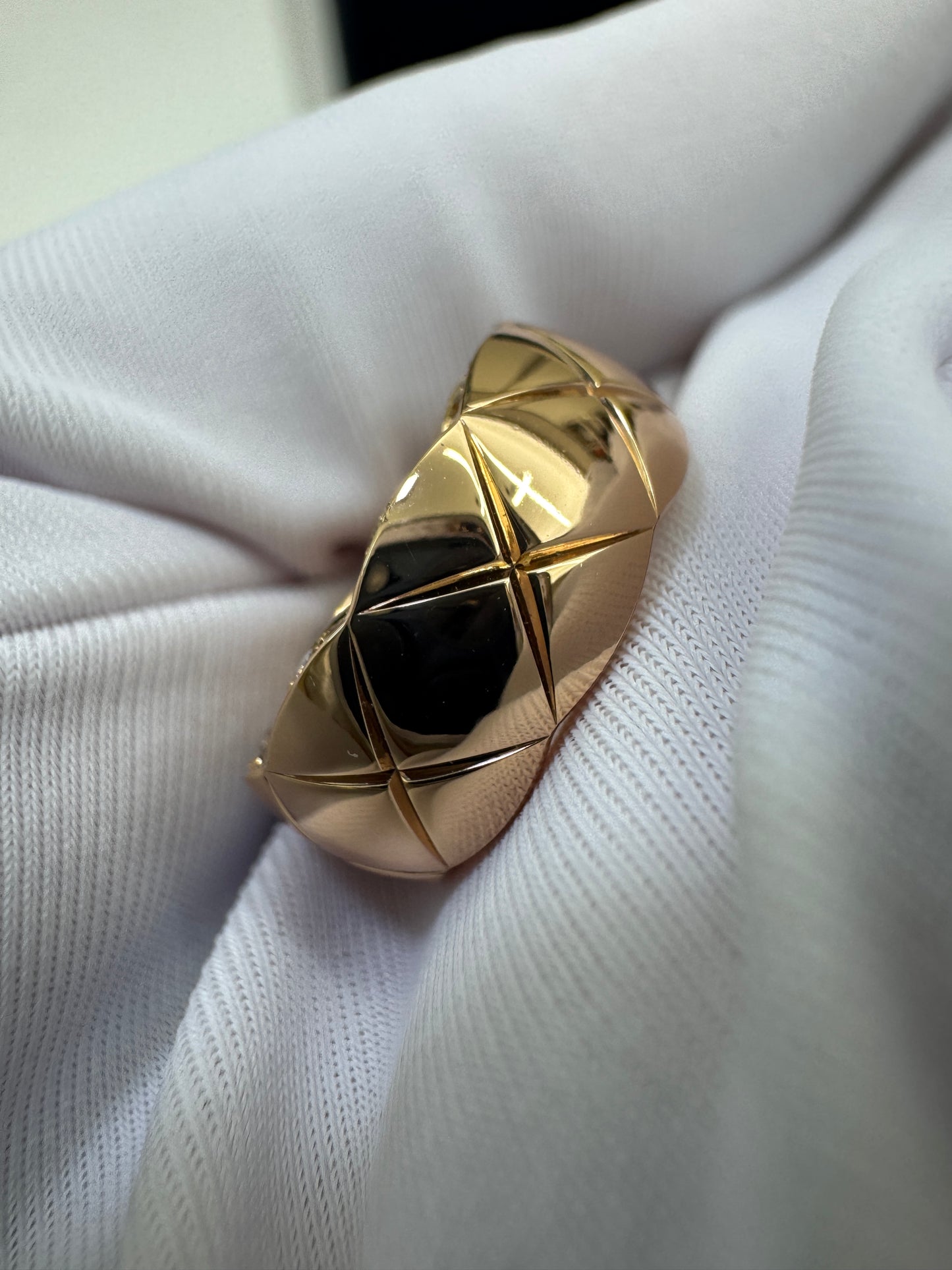 CHANEL Coco Crush 滿月項鏈