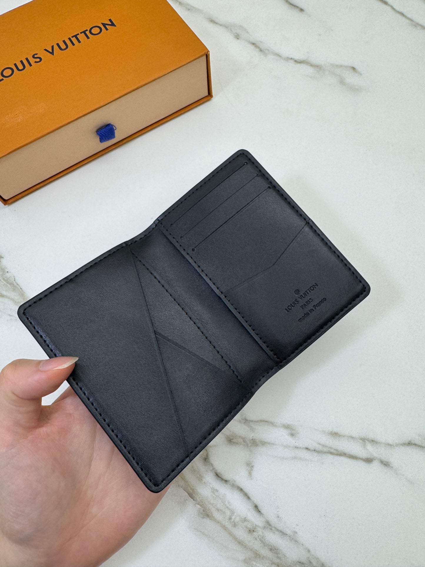 LV Pocket Organizer 黑色滑皮款Monogram Shadow