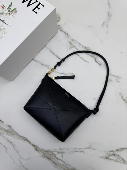 LOEWE Puzzle Fold Pouch Black