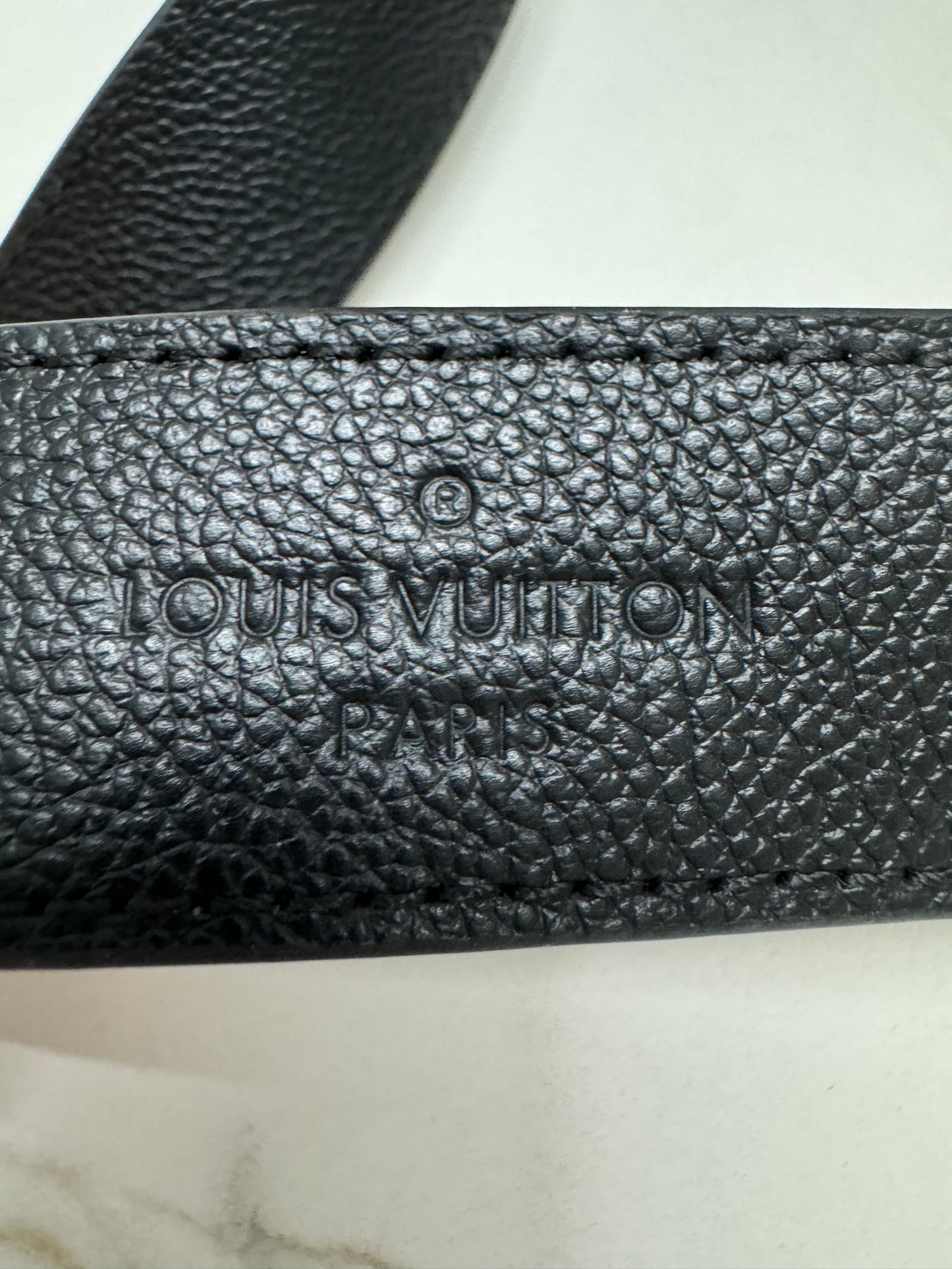 LV Carryall 全皮黑 PM