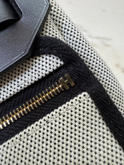 HERMES Mini Herbag 熊貓色 金扣 H Viking 帆布