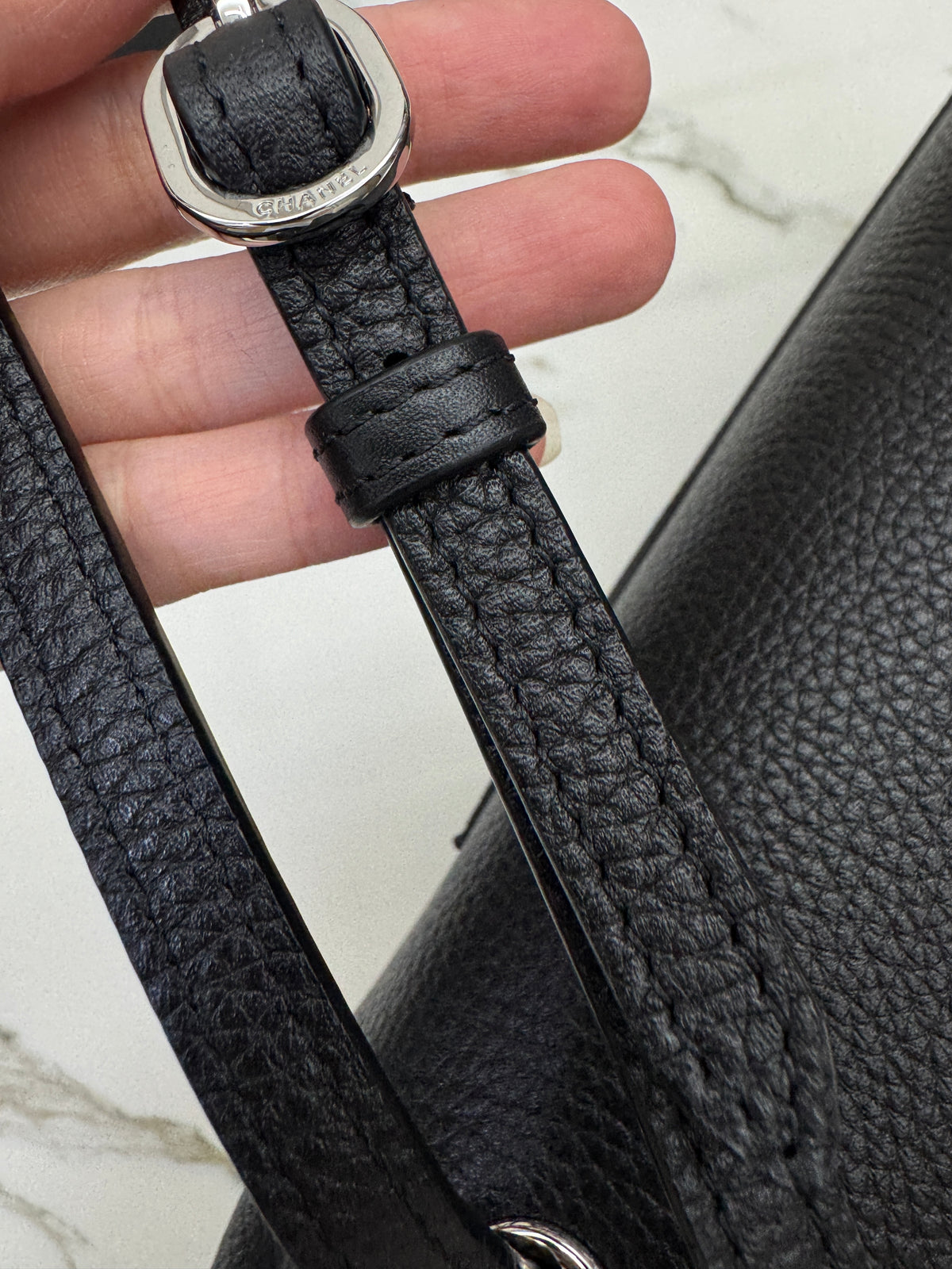 CHANEL Maxi Flap 大號38cm 黑銀
