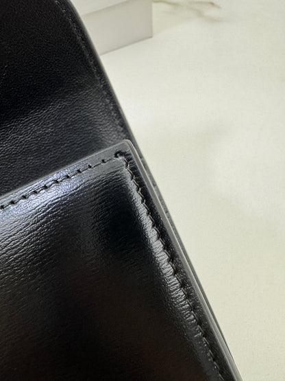 CELINE Wallet 凱旋門金扣Box皮