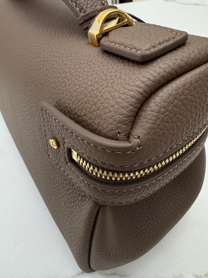 LORO PIANA Extra Softy 29 淺棕色