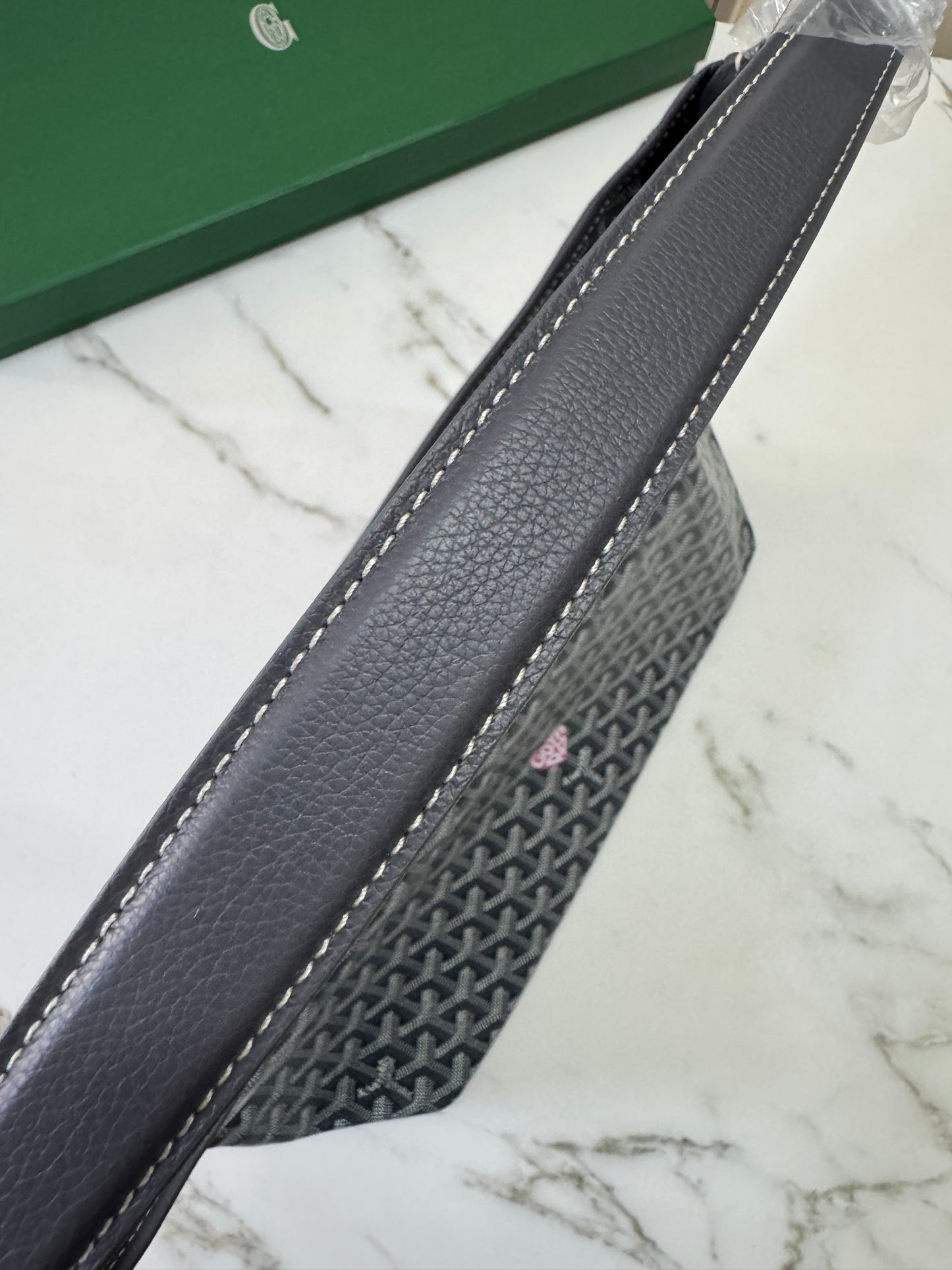 GOYARD Hobo 灰色 粉紅色小愛心版