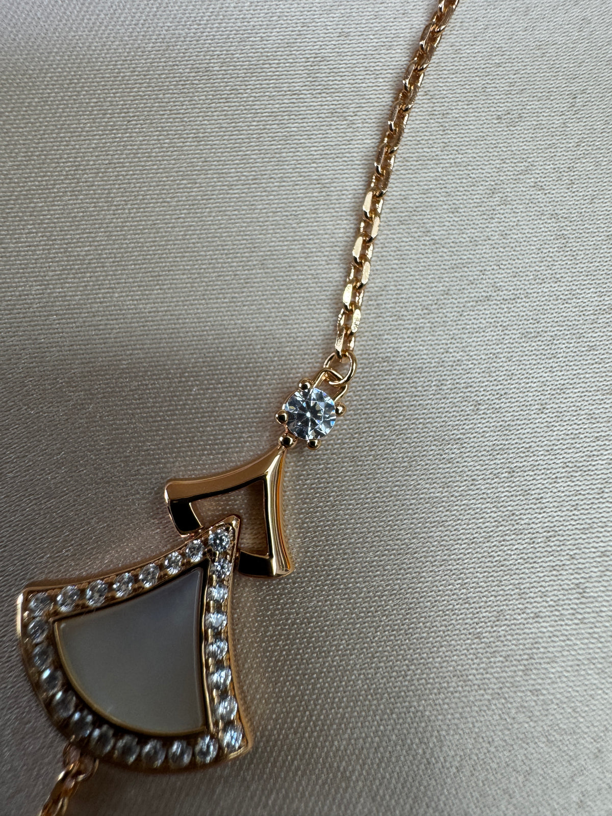 BVLGARI Diva’s Dream 手鏈