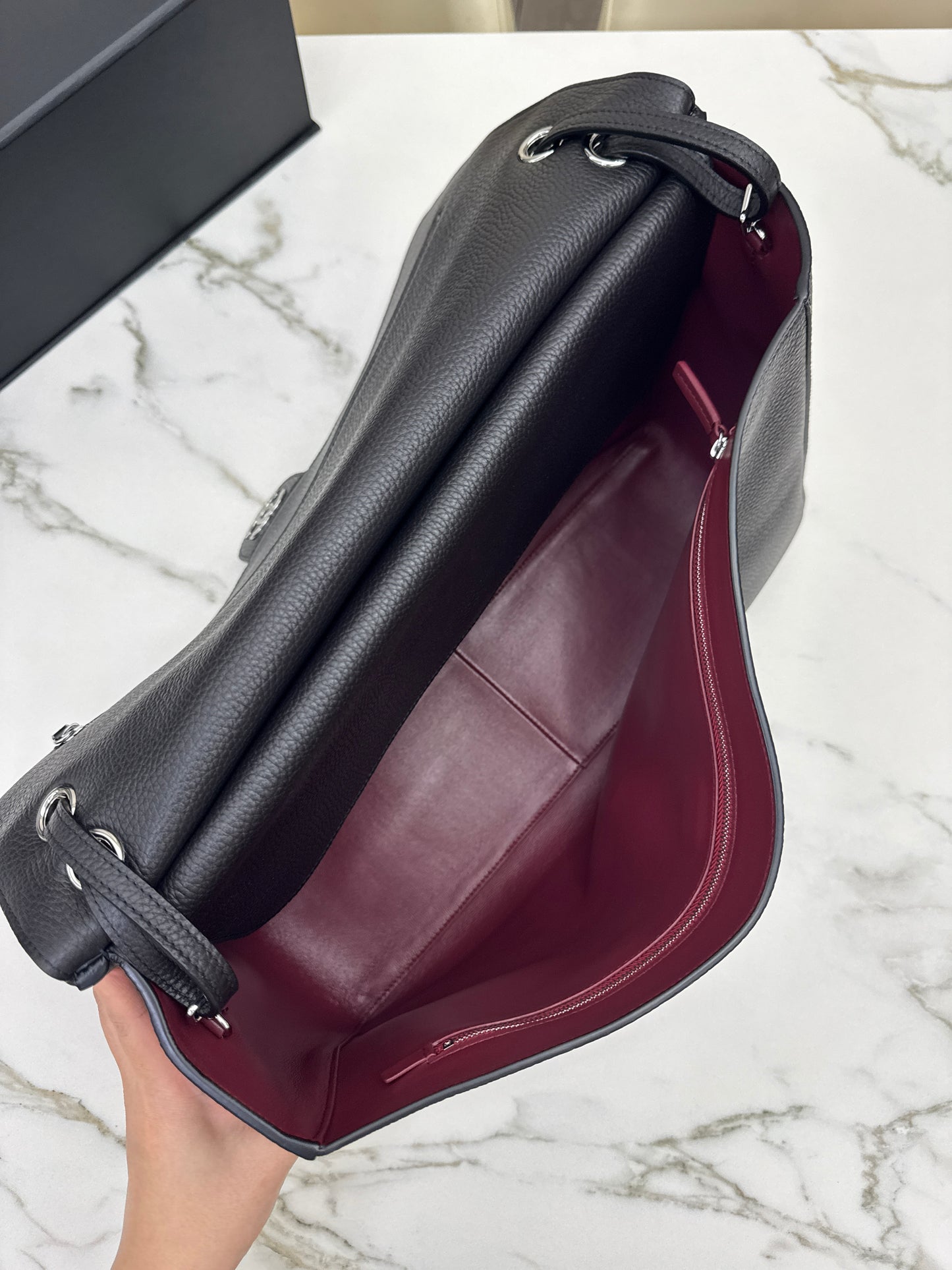 CHANEL Maxi Flap 大號38cm 黑銀