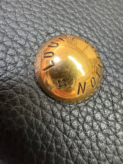 LV Low Key Hobo PM 黑色