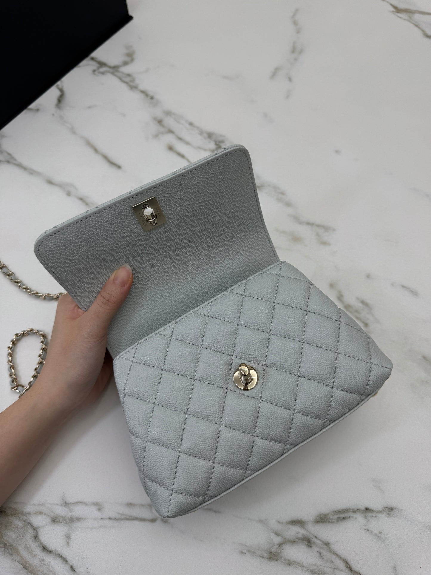CHANEL Mini Cocohandle 霧霾藍/冰川藍 Cloud Blue